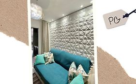 Apartamento no Boqueirão, Perto Praia com Piscina